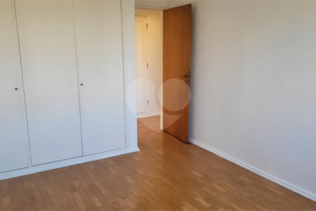 Apartamento para alugar com 3 quartos, sendo 1 suíte, em Jardim Europa, São Paulo, SP