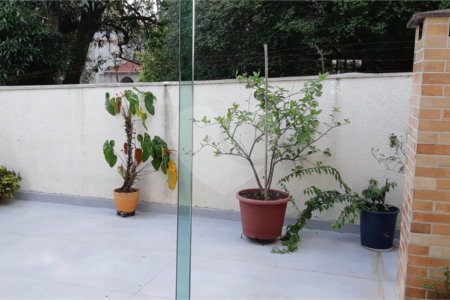 Casa à venda com 3 quartos, sendo 1 suíte, no condomínio Reserva das Flores - Casas, Guarulhos - SP