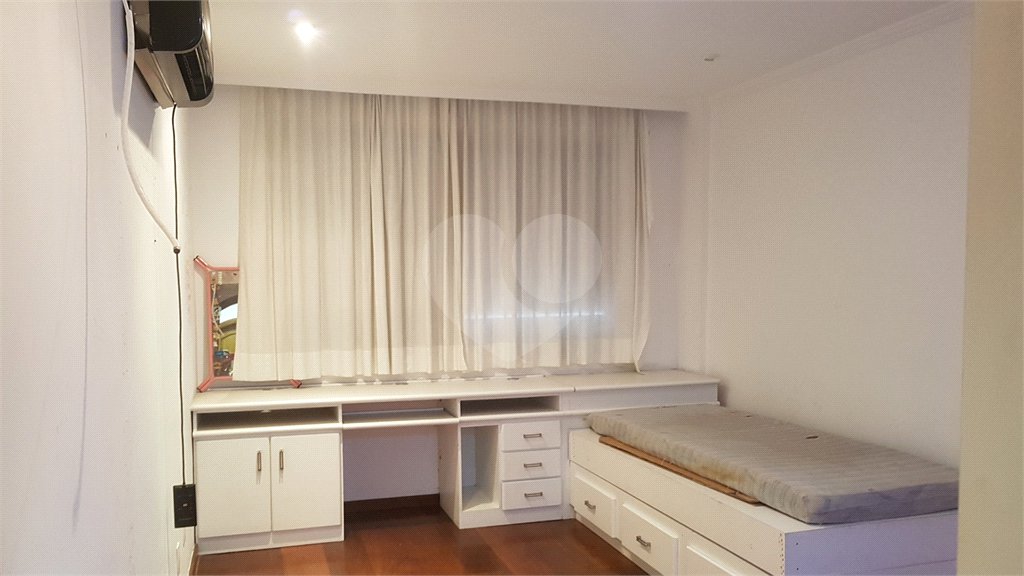 Apartamento à venda com 3 quartos, sendo 1 suíte, em Santana, São Paulo, SP