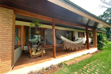 Casa à venda com 4 quartos, sendo 2 suítes,  no condomínio Chacara Marques, Santana de Parnaíba - SP