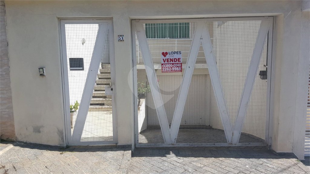 Sobrado à venda com 3 suítes em Vila Irmãos Arnoni, São Paulo, SP