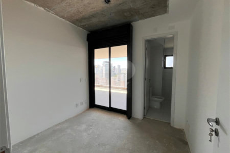 Apartamento à venda com 3 suítes em Pinheiros, São Paulo, SP