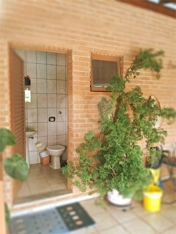 Casa à venda com 3 quartos, sendo 1 suíte, no condomínio Acmti - Colinas do Mosteiro, Terras de Itaici e Recanto dos Pássaros, Indaiatuba - SP
