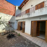 Casa à venda com 3 quartos, sendo 1 suíte, em Vila Vianelo, Jundiaí, SP