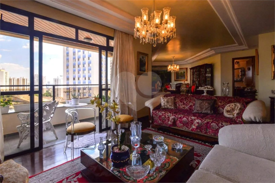 Apartamento à Venda | 474 m2 | 4 suítes | 4 vagas em Santana!