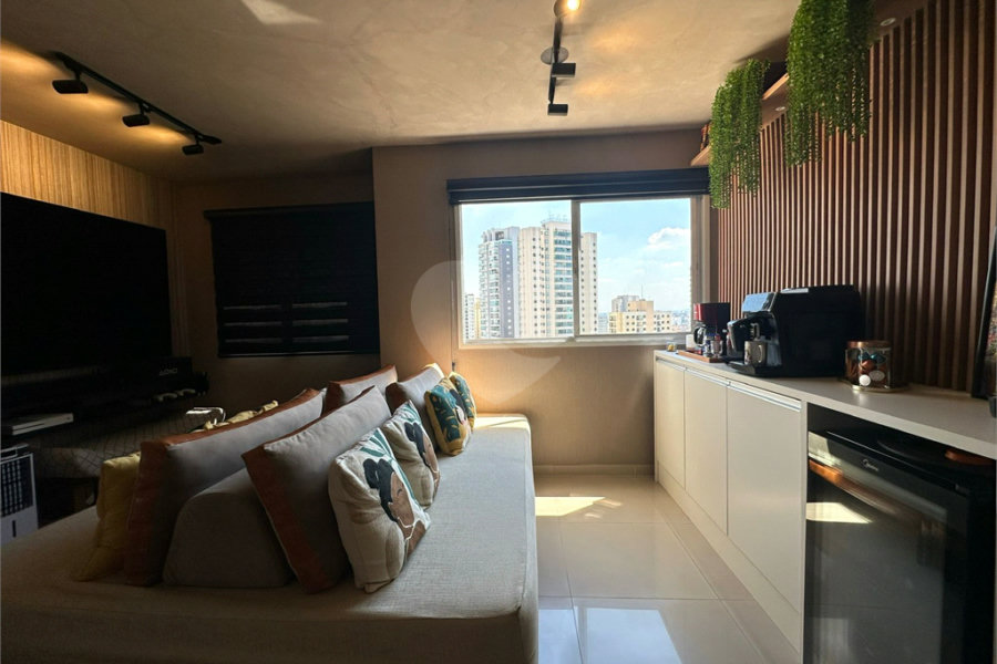 Apartamento à venda com 3 quartos, sendo 1 suíte, em Santana, São Paulo, SP