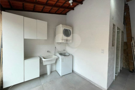 Casa à venda com 4 quartos, sendo 1 suíte, em Campo Grande, Rio de Janeiro, RJ