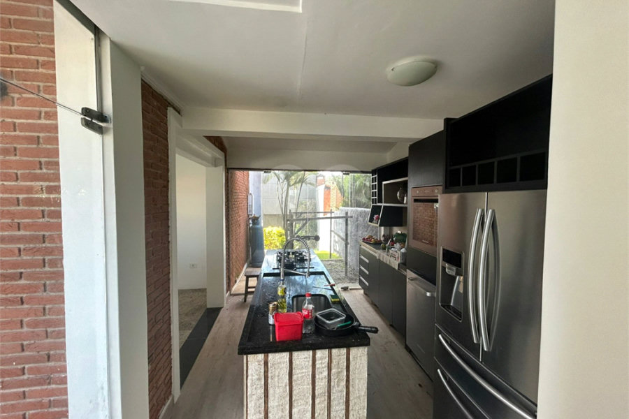 Casa para alugar com 3 suítes no condomínio Alpes da Cantareira, Mairiporã - SP