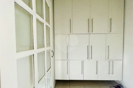 Casa à venda com 3 suítes em Independência, São Bernardo do Campo, SP