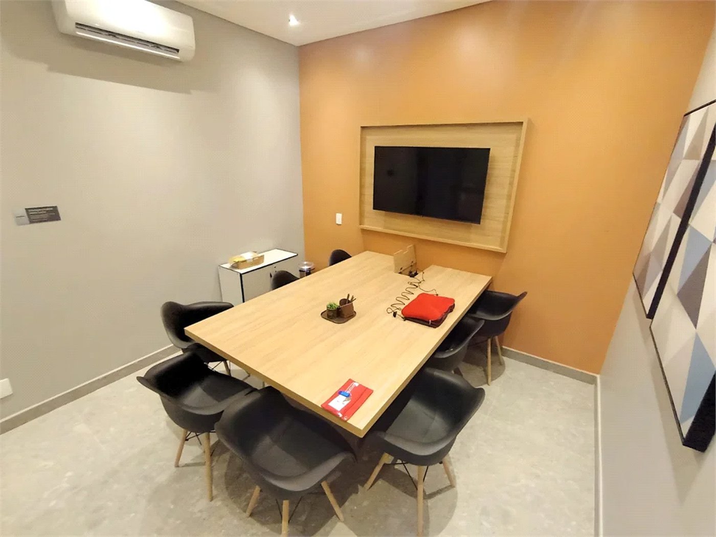 Apartamento à venda ou para alugar com 1 quarto em Pinheiros, São Paulo, SP