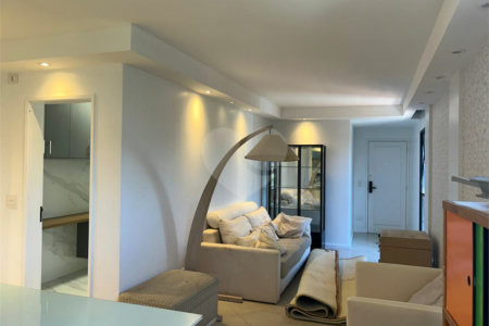 Apartamento para alugar com 3 quartos, sendo 1 suíte,  em Pinheiros, São Paulo, SP