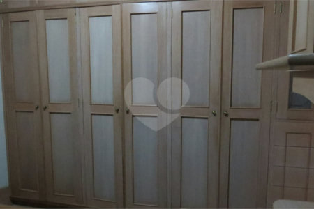 Apartamento à venda com 4 quartos, sendo 2 suítes,  em Cambuí, Campinas, SP