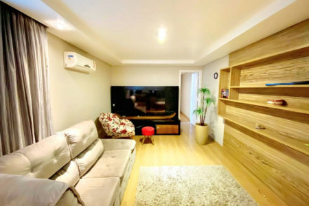 Casa com 3 dormitórios à venda, 272 m² por R$ 1.990.000,00 - Embaré - Santos/SP