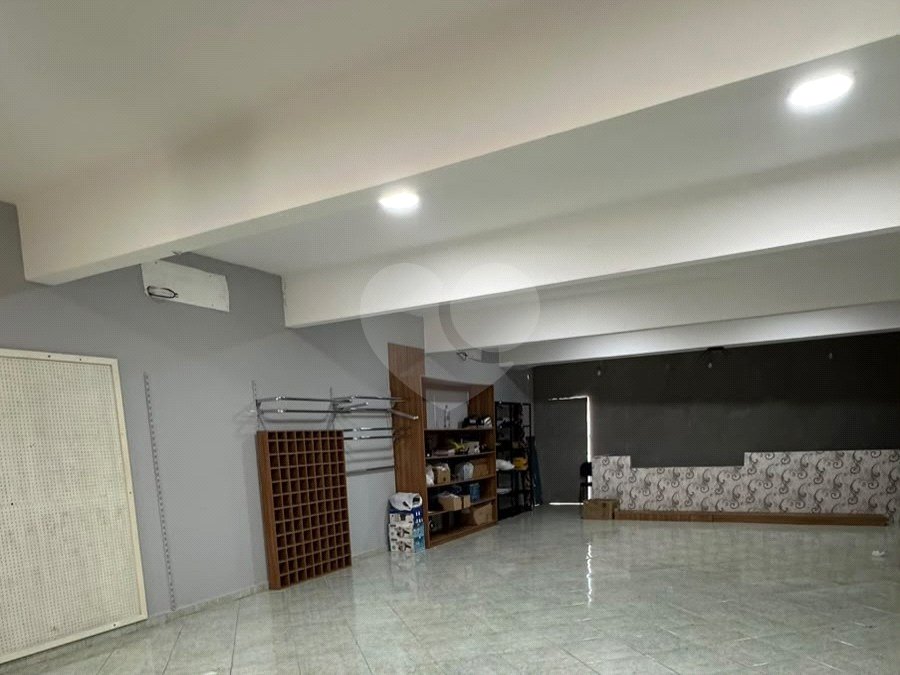 Prédio para alugar em Vila Domingues, Votorantim, SP