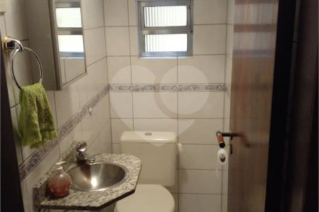 Sobrado à venda com 3 quartos, sendo 1 suíte,  em Vila América, Santo André, SP