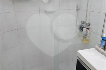 Apartamento à venda com 3 quartos, sendo 1 suíte,  em Vila Mariana, São Paulo, SP
