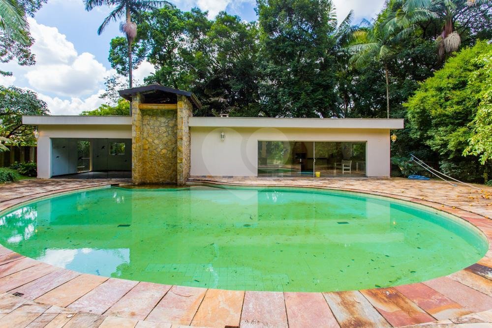 Casa para alugar com 4 suítes no condomínio Chácara Flora, São Paulo - SP