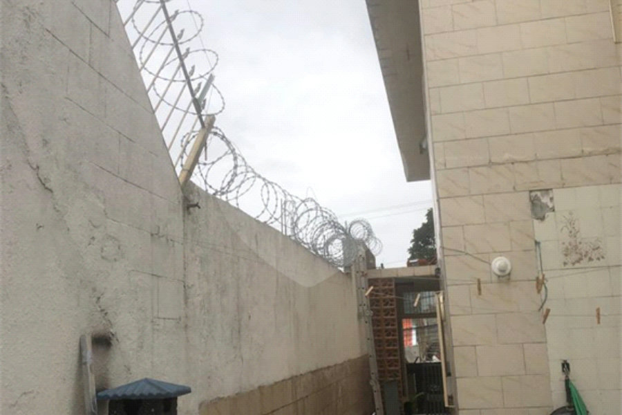 Sobrado à venda com 2 quartos em Artur Alvim, São Paulo, SP