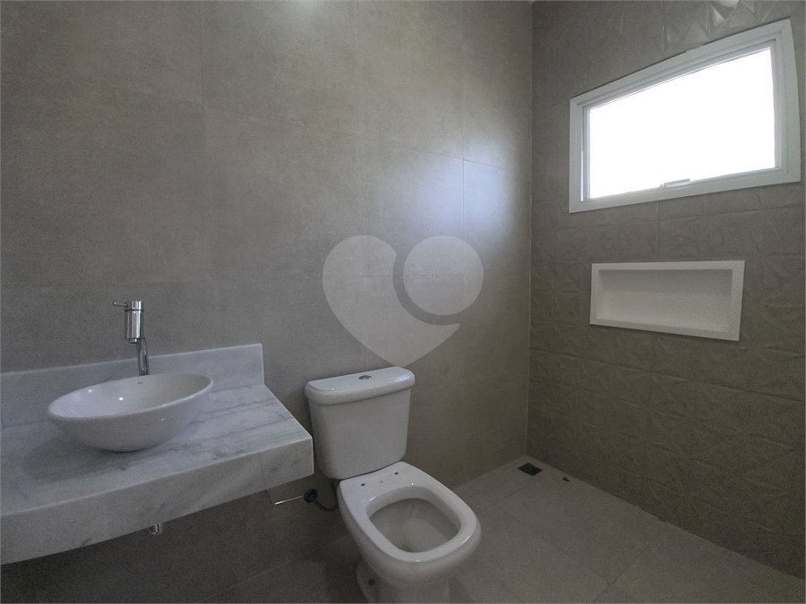 Casa à venda com 3 suítes no condomínio Terras de São Francisco, Sorocaba - SP