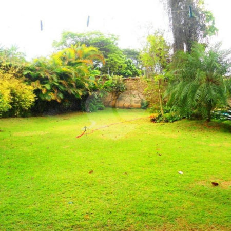 Sobrado à venda com 4 suítes em Jardim Cordeiro, São Paulo, SP