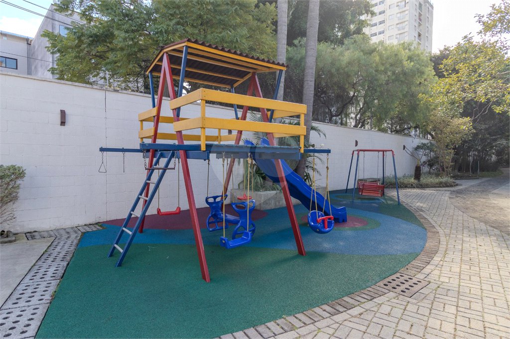 Apartamento à venda com 4 quartos, sendo 2 suítes, em Jardim Marajoara, São Paulo, SP