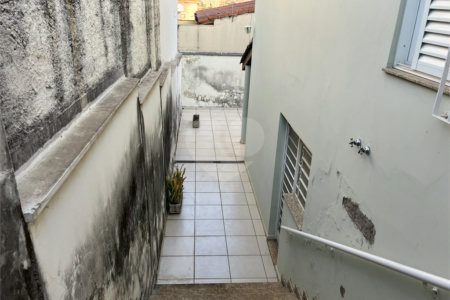 Casa Térrea à venda com 4 quartos, sendo 2 suítes, em Jardim Santa Rosália, Sorocaba, SP