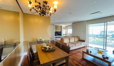 Apartamento à venda com 3 quartos, sendo 2 suítes,  em Jardim Marajoara, São Paulo, SP