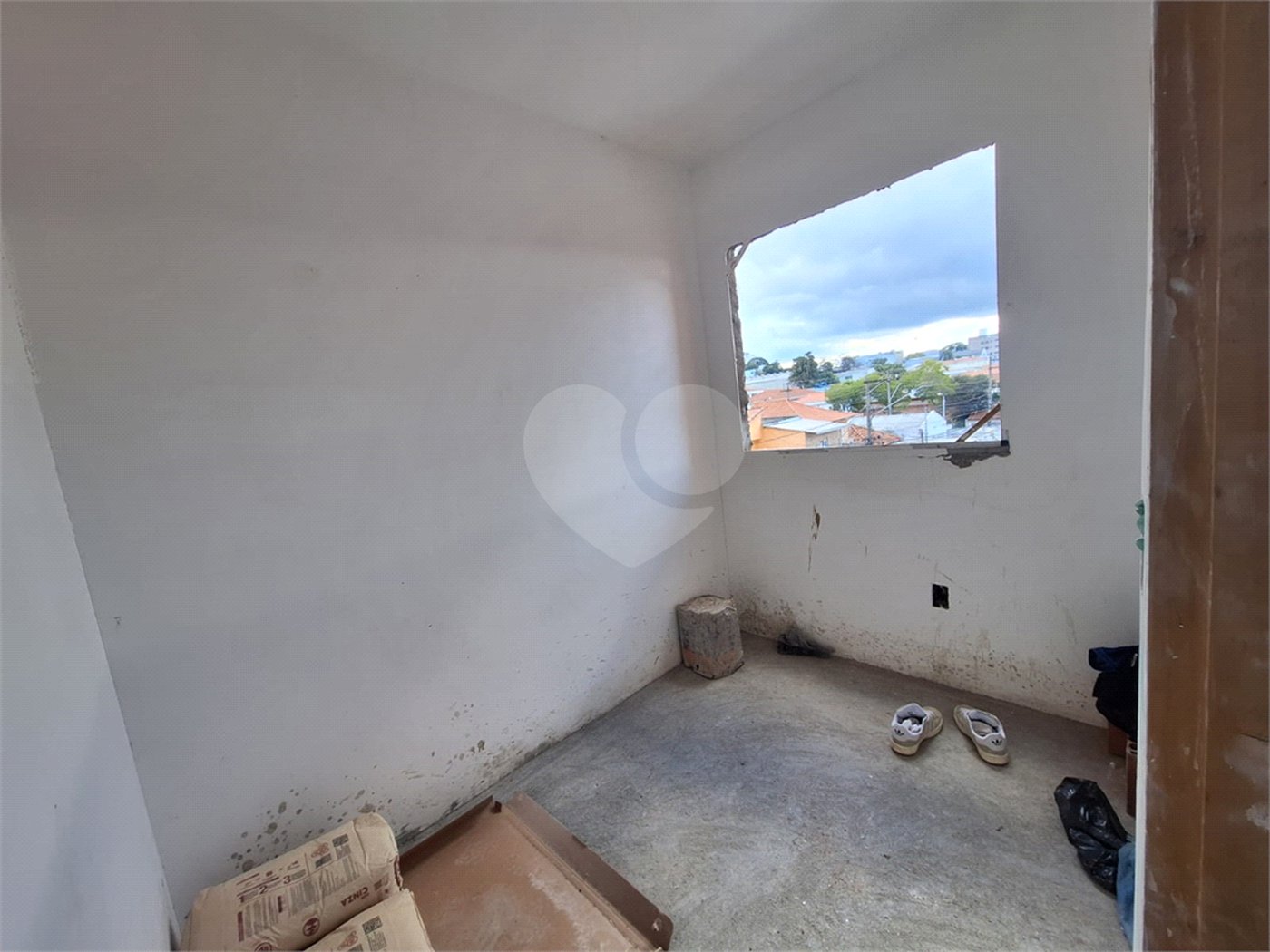 Casa à venda com 2 quartos no condomínio Ângelo Calandrino, São Paulo - SP