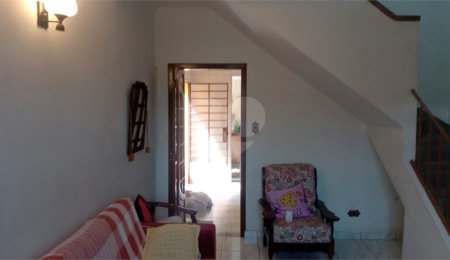 Casa à venda com 3 quartos, sendo 1 suíte,  em Vila Medeiros, São Paulo, SP