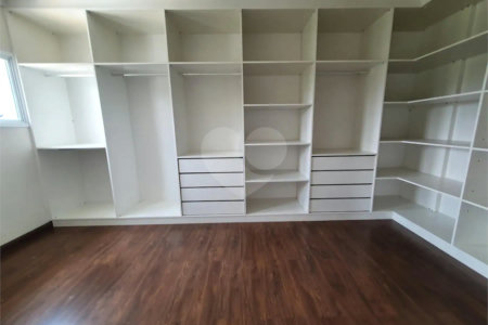 Casa à venda com 5 quartos, sendo 4 suítes, no condomínio Sol Vinhedo, Vinhedo - SP