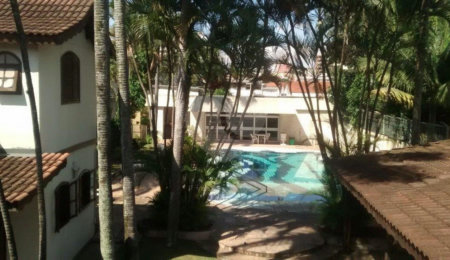 Casa à venda com 4 quartos, sendo 2 suítes, em Brooklin Velho, São Paulo, SP
