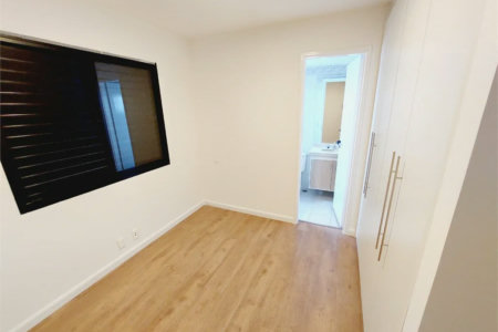 Apartamento à venda com 4 quartos, sendo 2 suítes,  em Alto da Lapa, São Paulo, SP