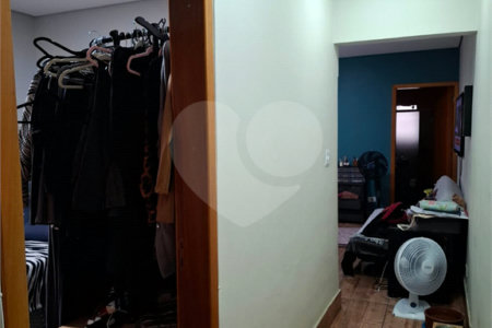 Sobrado à venda com 4 quartos em Água Fria, São Paulo, SP