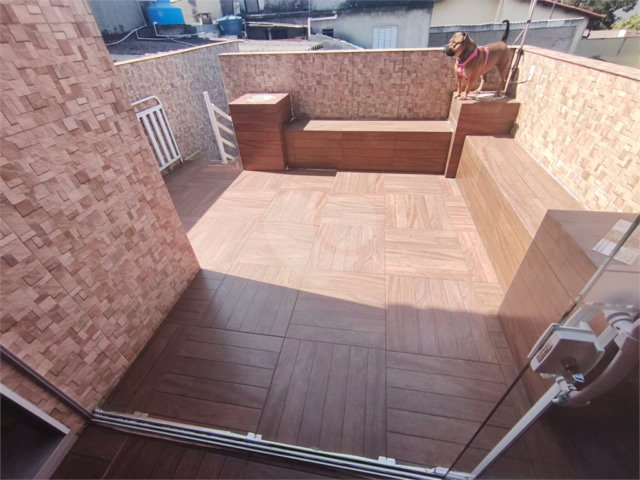 Sobrado à venda com 2 quartos, sendo 1 suíte, em Parque Novo Oratório, Santo André, SP