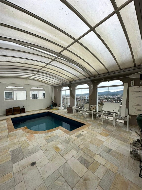 Triplex à venda com 4 suítes em Vila Oliveira, Mogi das Cruzes, SP