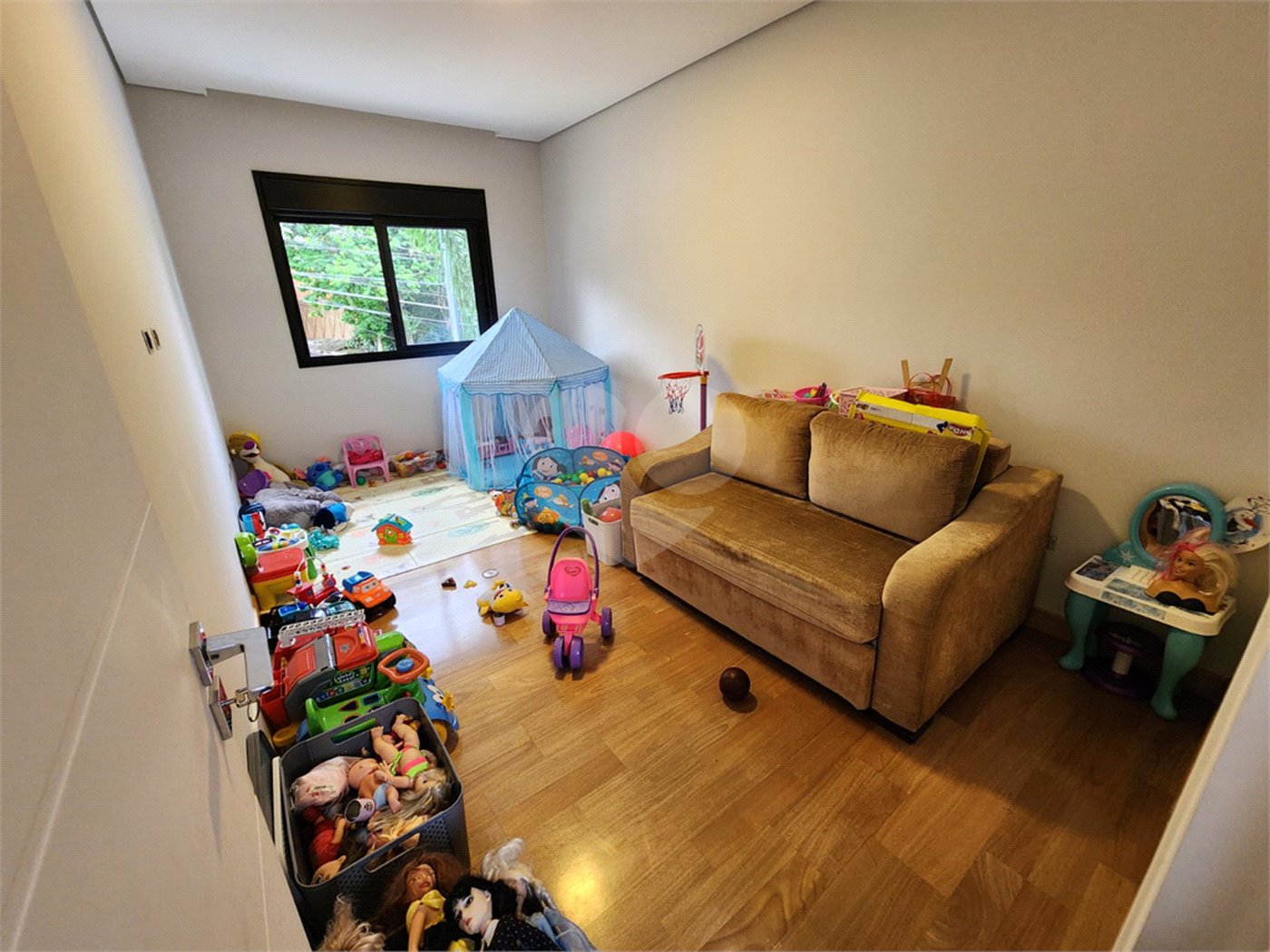 Casa à venda com 4 suítes em Jardim Prudência, São Paulo, SP
