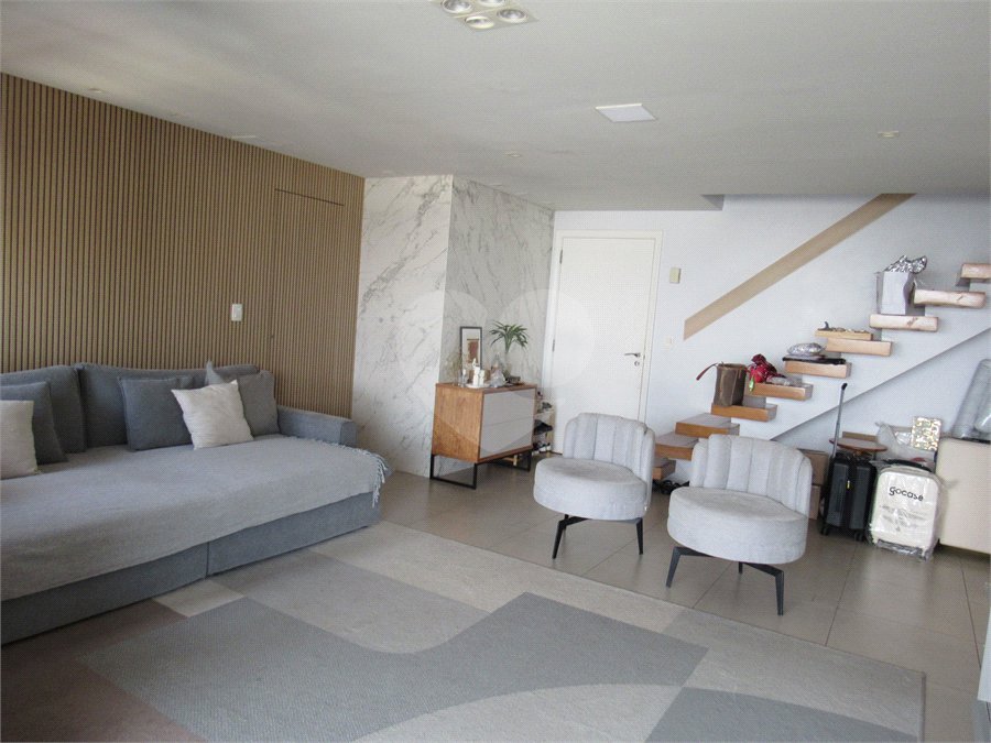 Apartamento para alugar com 3 suítes em Santana, São Paulo, SP