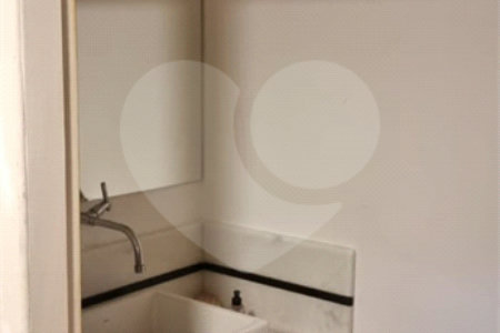 Casa à venda com 4 suítes no condomínio Osato, Atibaia - SP