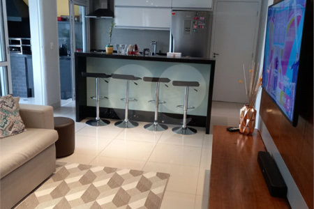 Apartamento à venda com 2 suítes em Vila Andrade, São Paulo, SP