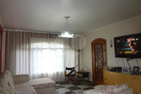 Sobrado à venda com 3 quartos, sendo 1 suíte, em Jardim do Colégio (zona Norte), São Paulo, SP