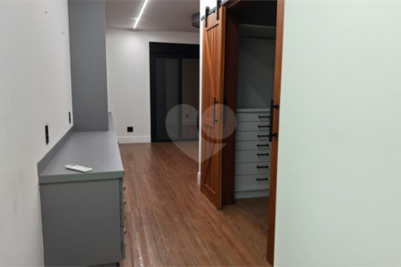 Casa à venda com 4 suítes no condomínio Alphaville Dom Pedro 3, Campinas - SP