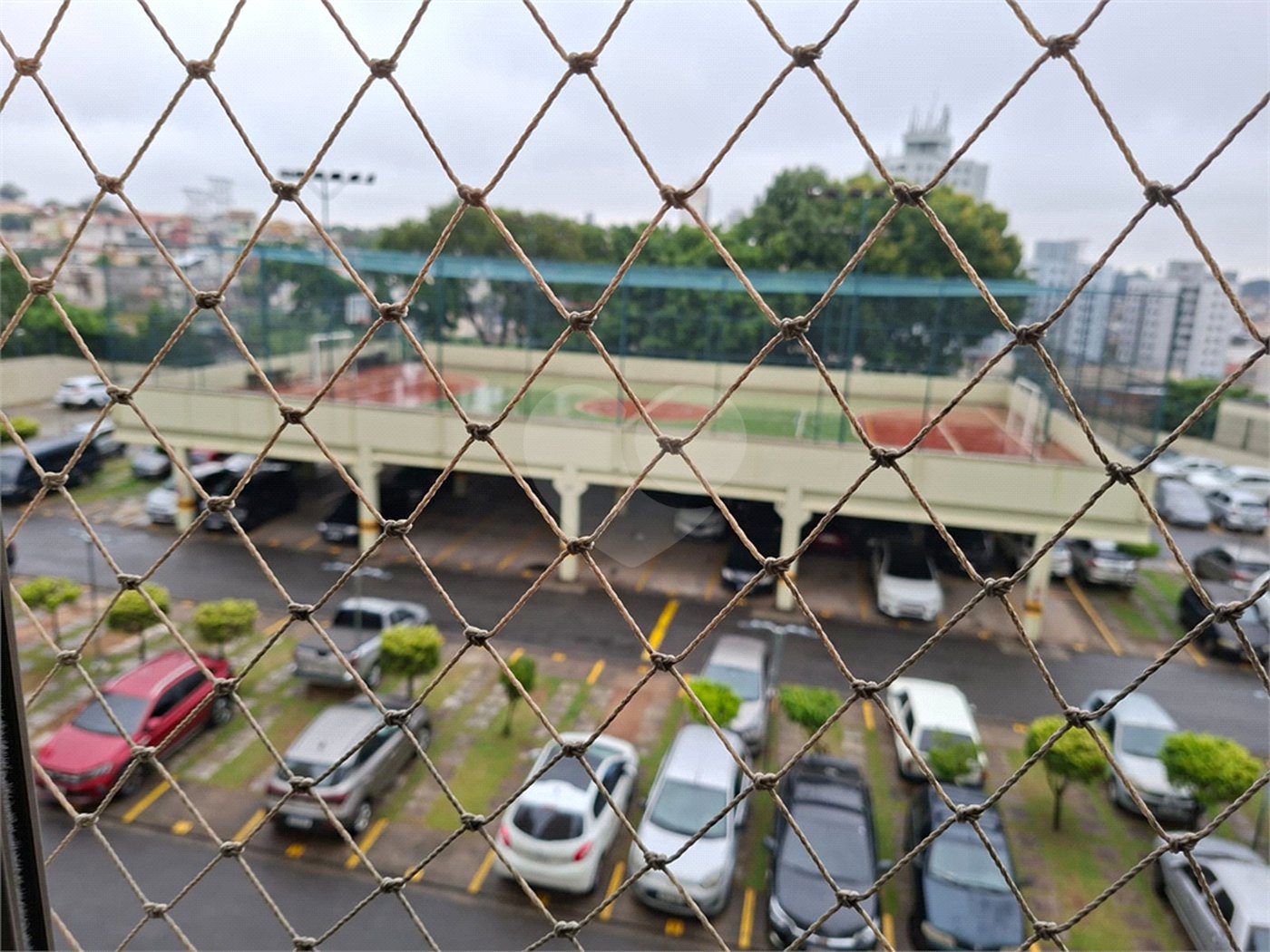 Apartamento à venda com 2 quartos em Parque Maria Domitila, São Paulo, SP