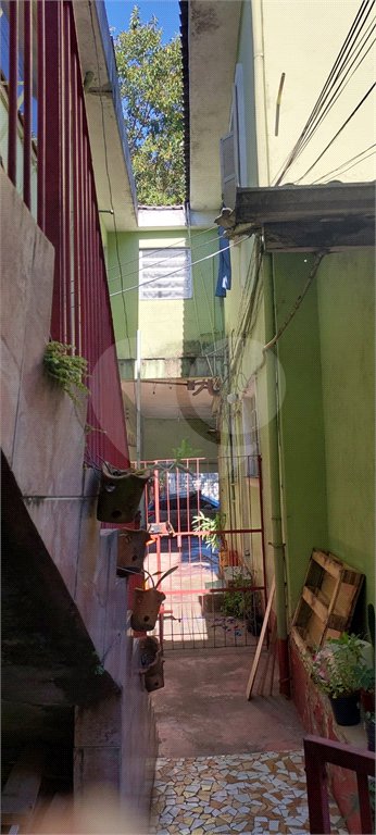 Sobrado à venda com 4 quartos em Vila Mira, São Paulo, SP