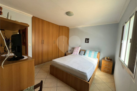 Casa à venda com 4 quartos, sendo 1 suíte, em Vila Henrique, Salto, SP