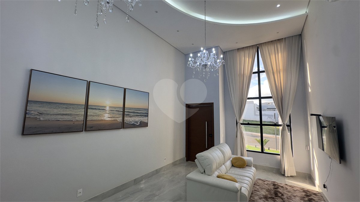 Casa à venda com 3 quartos, sendo 1 suíte, no condomínio Jardim Residencial Dona Maria José, Indaiatuba - SP