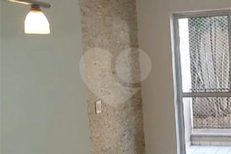 Apartamento à venda com 2 quartos em Jardim Ester Yolanda, São Paulo, SP