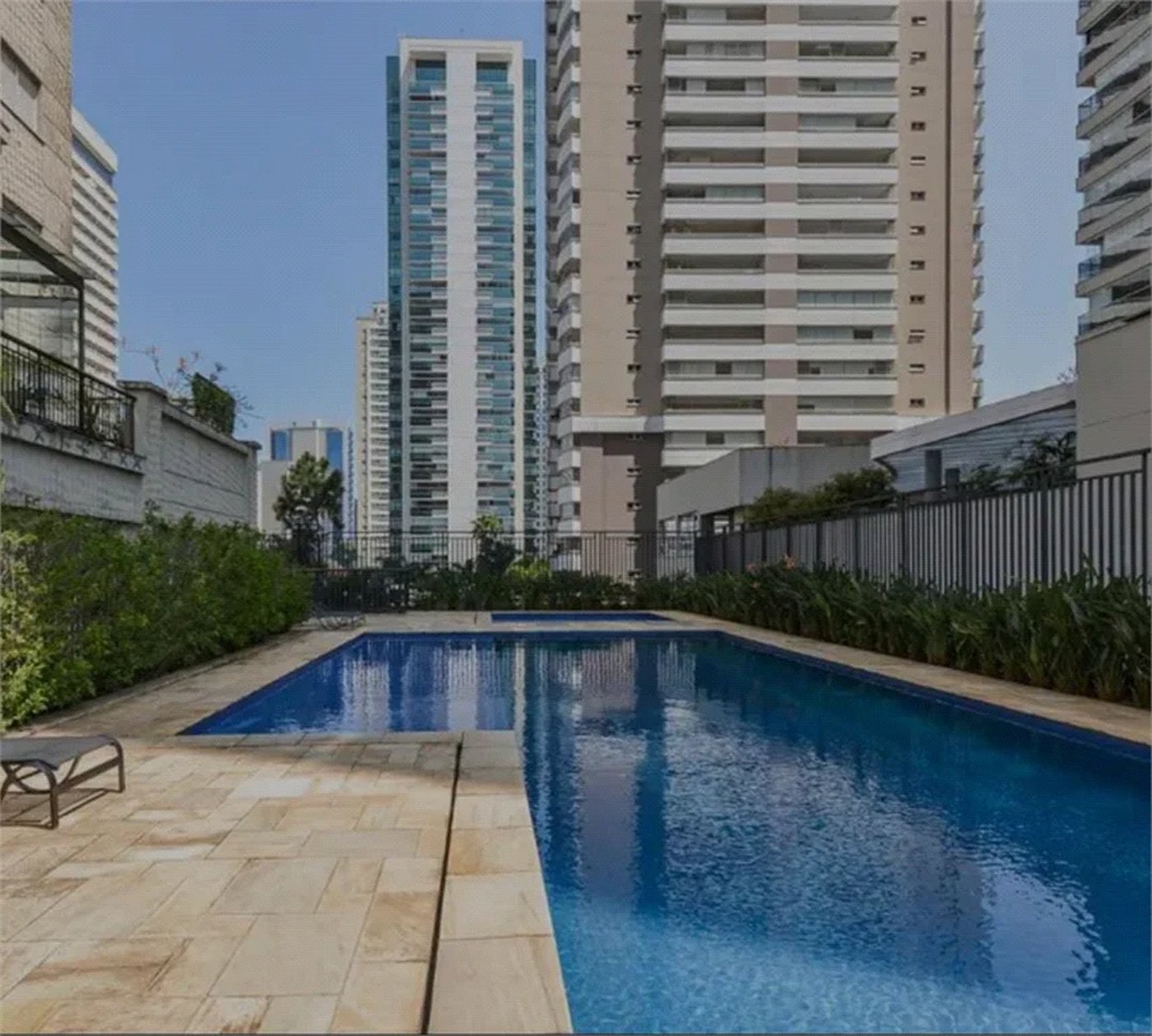 Apartamento à venda com 2 suítes em Vila Gertrudes, São Paulo, SP