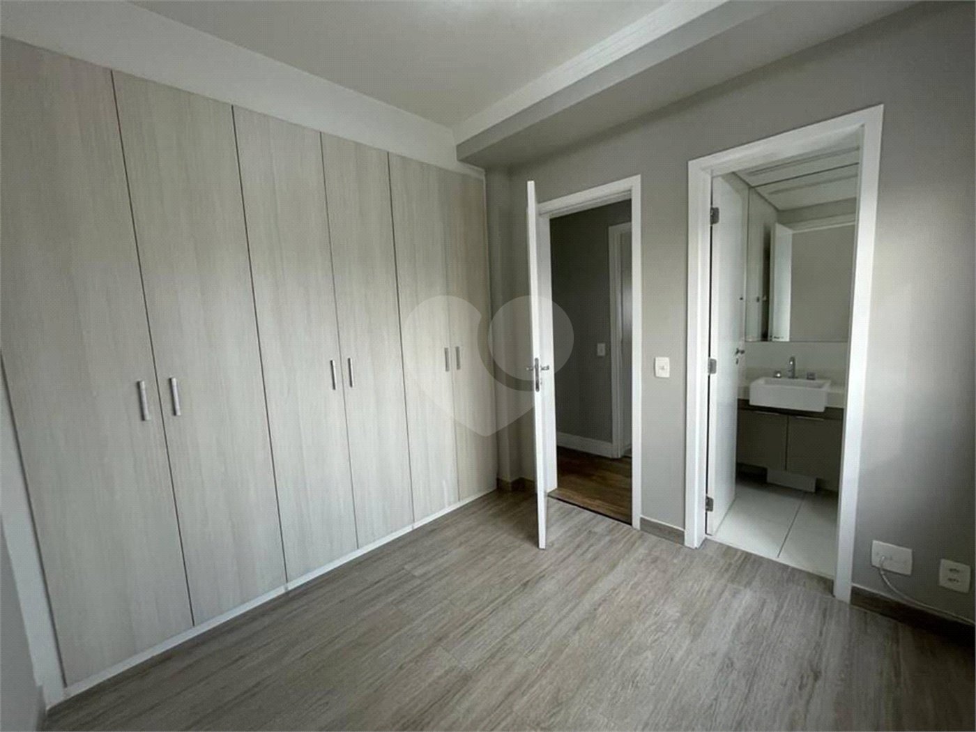 Apartamento à venda com 3 quartos, sendo 1 suíte,  em Vila Gomes Cardim, São Paulo, SP