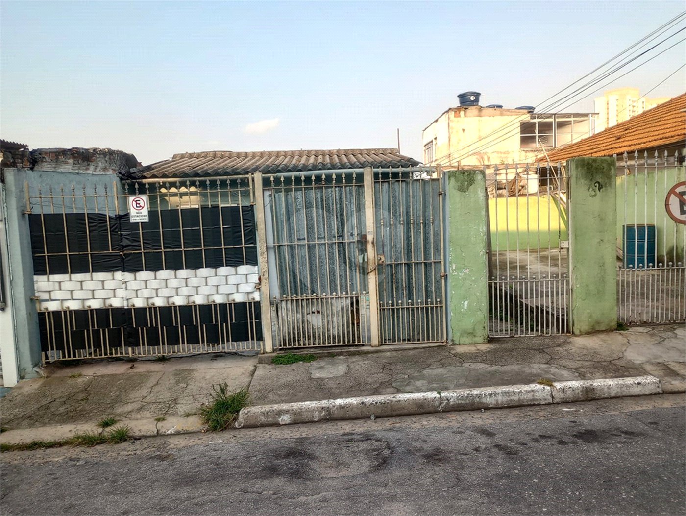 Terreno à venda com 2 quartos em Vila Paulo Silas, São Paulo, SP