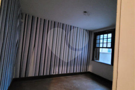 Sobrado à venda ou para alugar com 3 quartos em Vila Mariana, São Paulo, SP